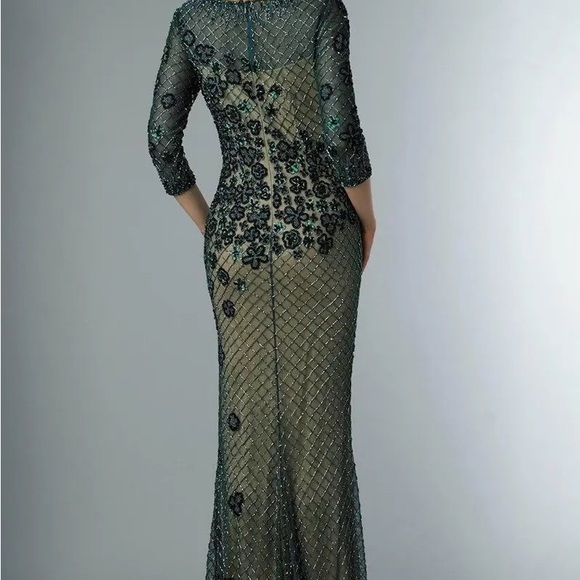 BASIX BLACK LABEL 3/4r Sleeve Embellished Evening Gown Forest Green - Picture 5 of 8